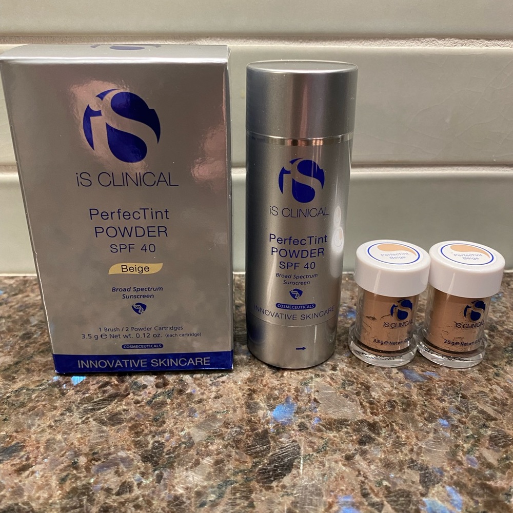IS Clinical PerfecTint Powder SPF 40 Beige